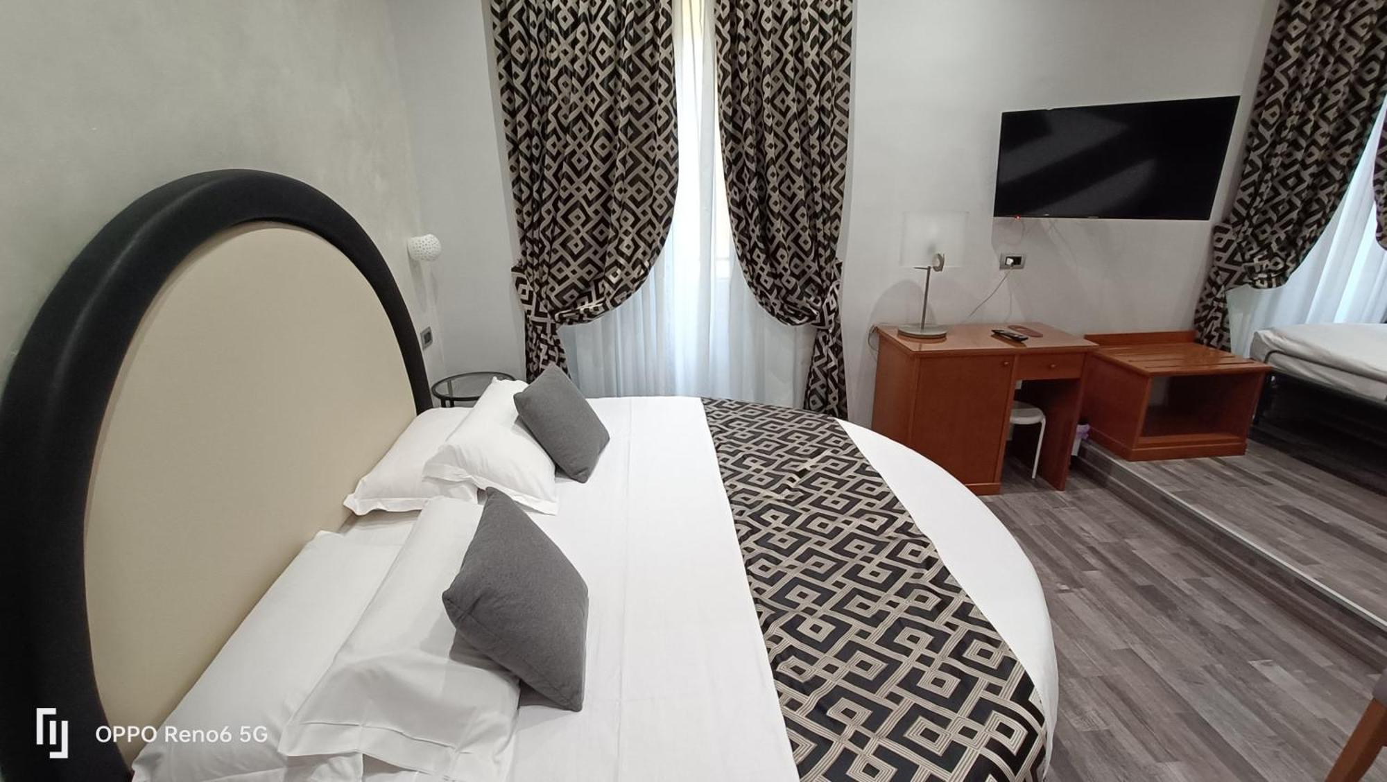 Hotel House 4 Mori Rzym Zewnętrze zdjęcie
