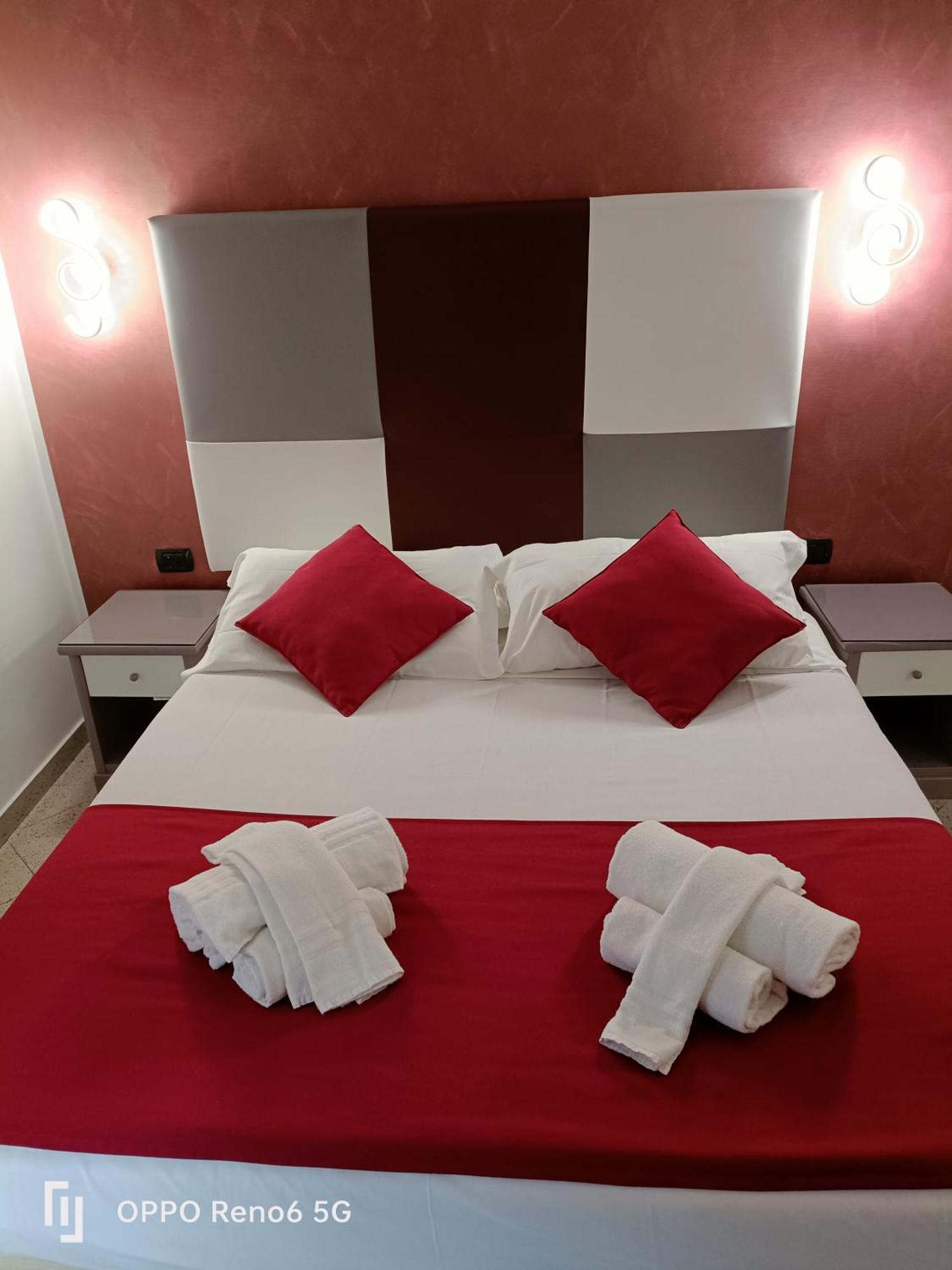 Hotel House 4 Mori Rzym Zewnętrze zdjęcie