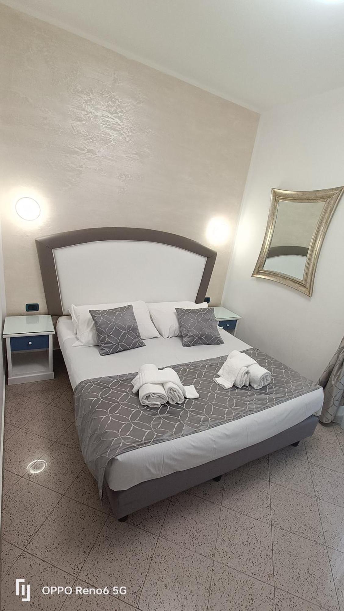 Hotel House 4 Mori Rzym Zewnętrze zdjęcie