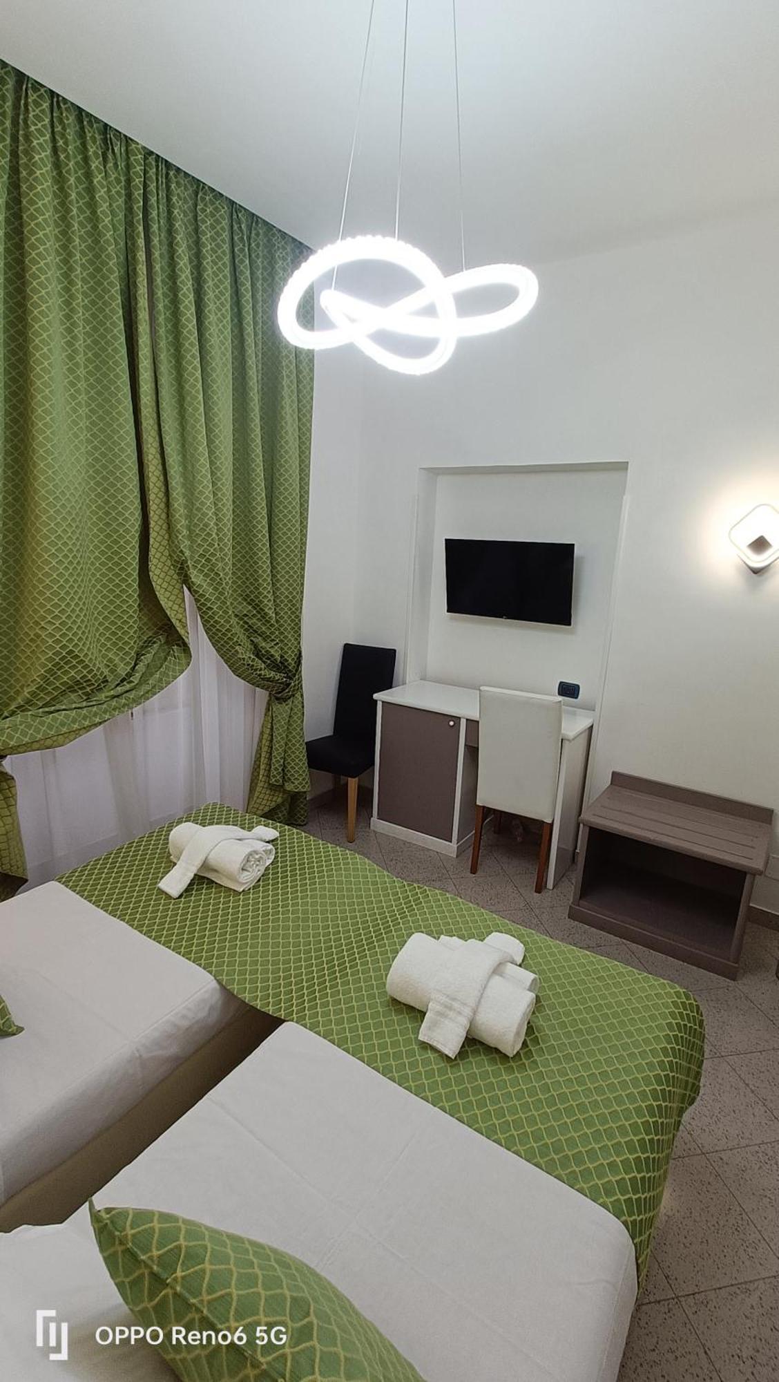Hotel House 4 Mori Rzym Zewnętrze zdjęcie