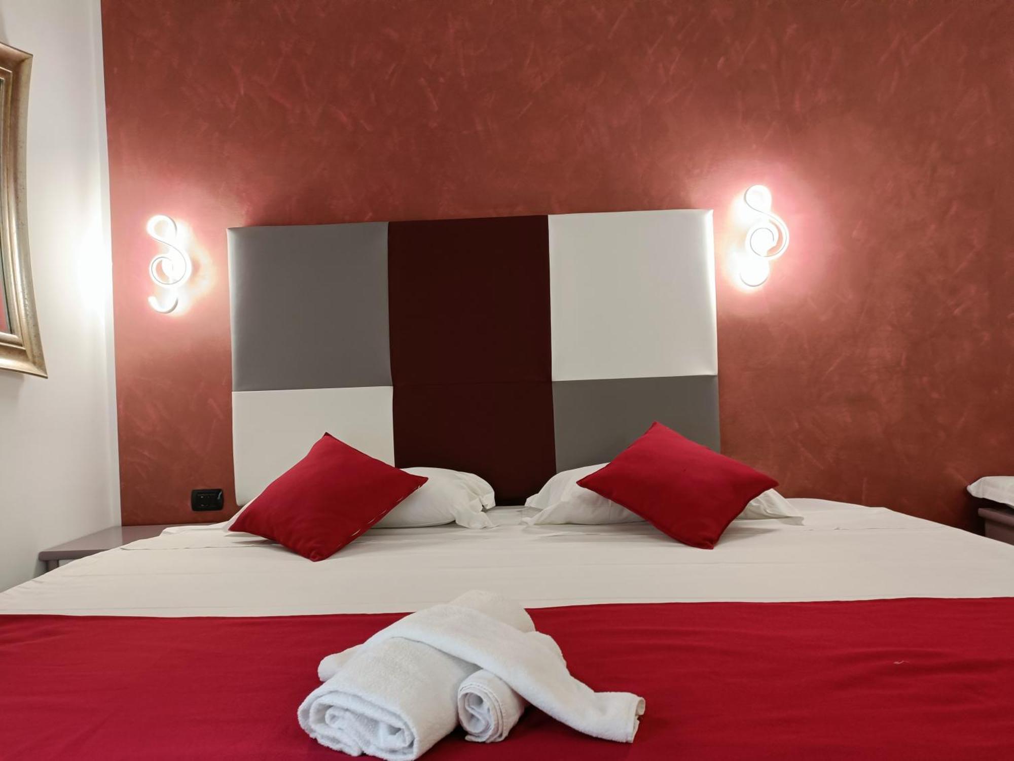 Hotel House 4 Mori Rzym Zewnętrze zdjęcie